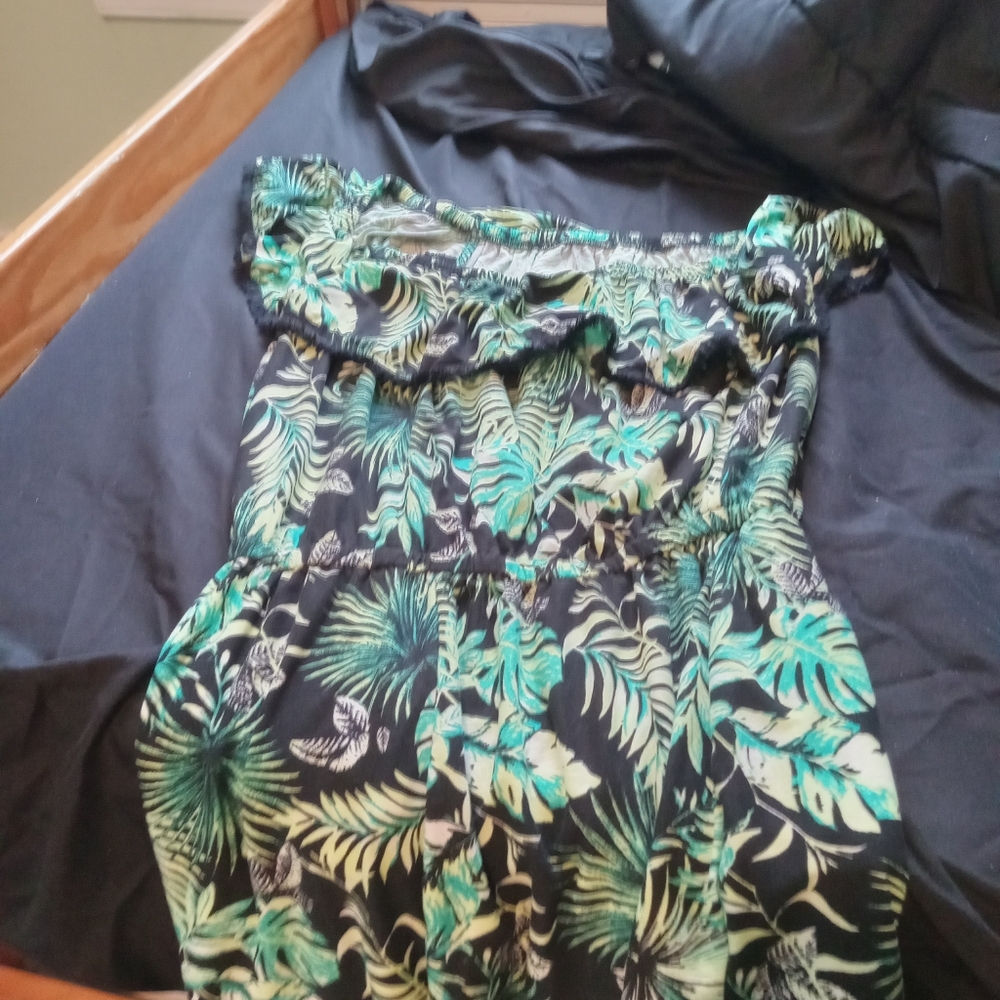 A tropical jumper